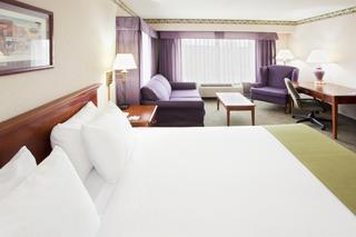Round Hill Hotel Orange